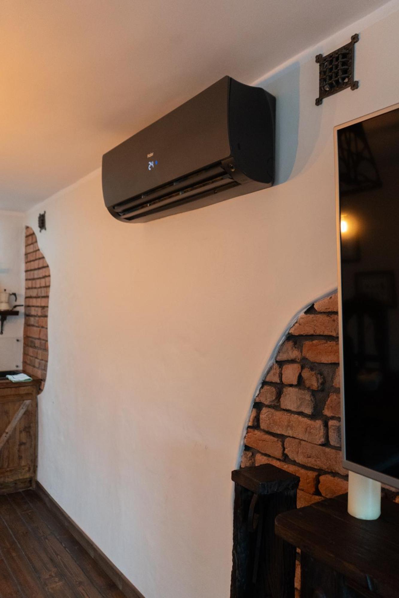 Gotyk Na Dotyk Z Tarasem Na Dachu Apartamento Stary Toruń Exterior foto